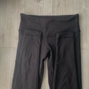 Black lululemon leggings